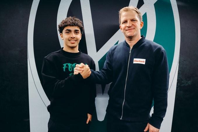 开云网页版-官方：奥超俱乐部里德租借拜仁小将纳斯拉维，含选择买断条款